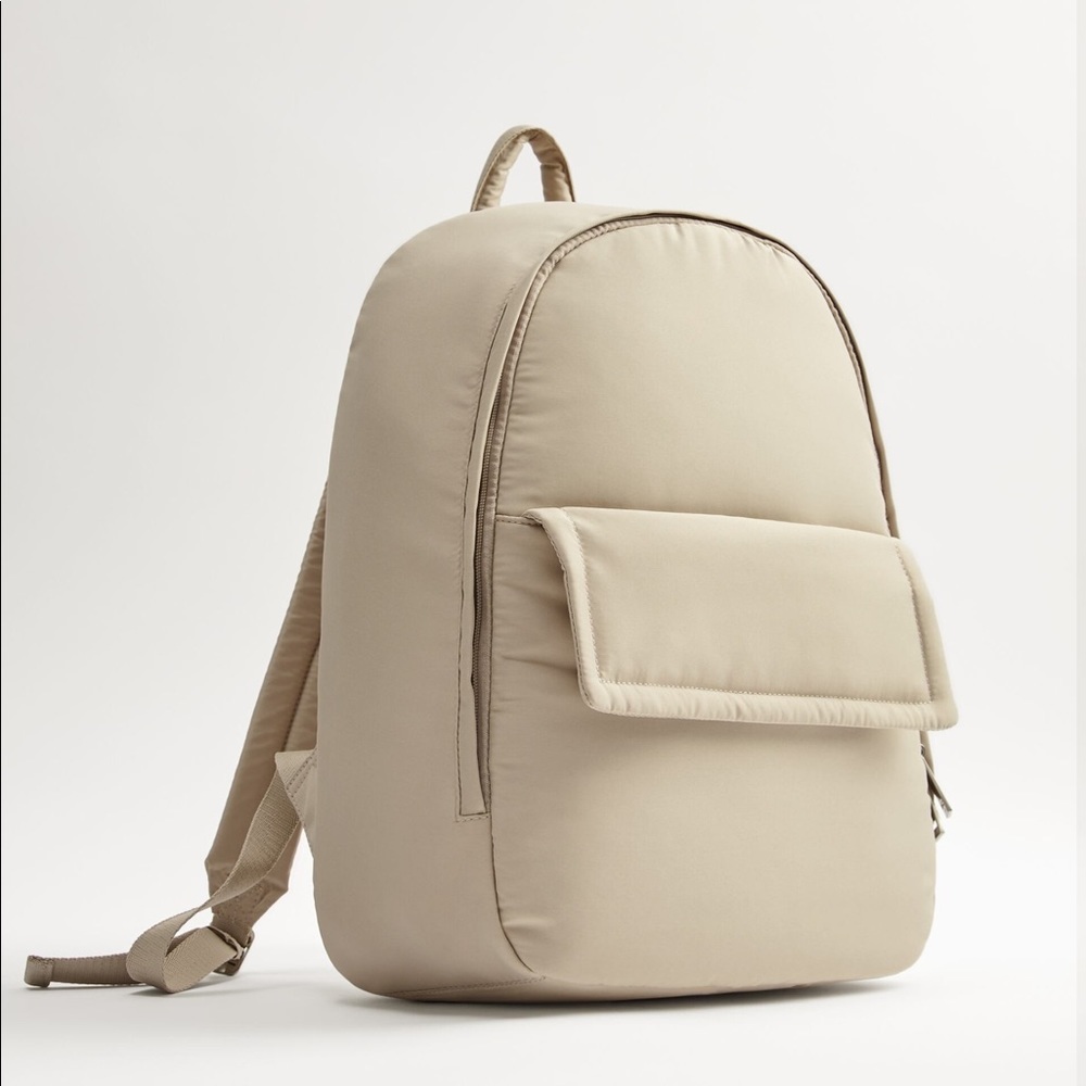 NWT. Zara Cream Padded Nylon Backpack.